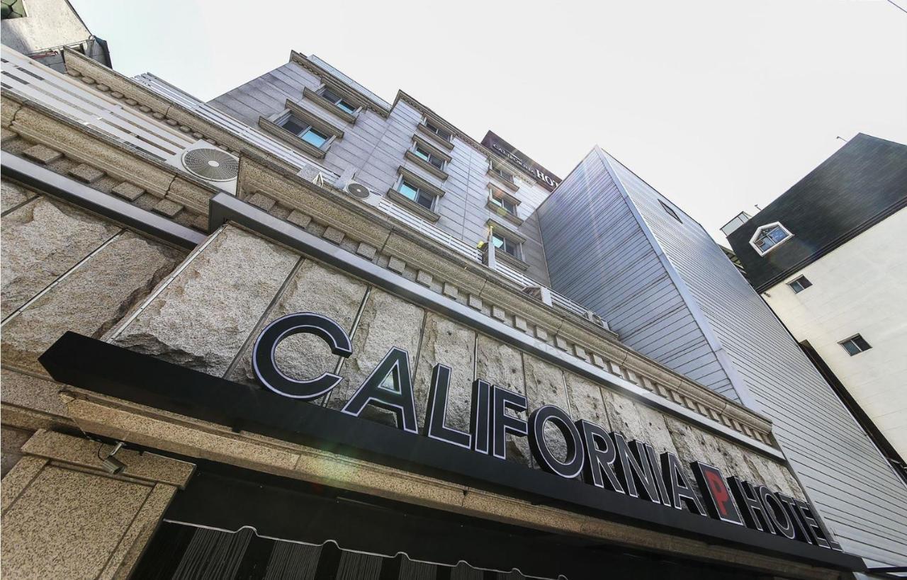 California Hotel Guri Екстер'єр фото